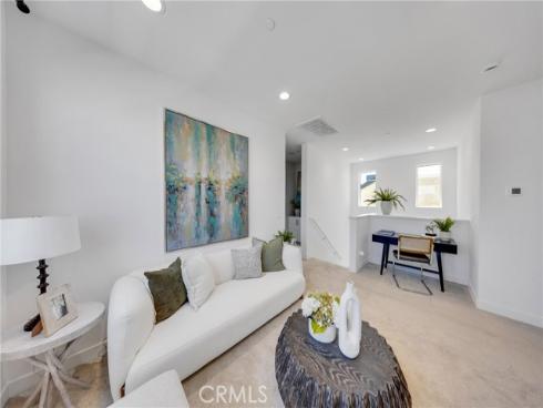 251 Tank , Irvine, CA