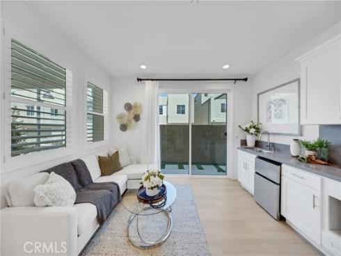 251 Tank , Irvine, CA