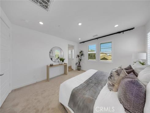 251 Tank , Irvine, CA