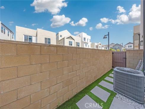 251 Tank , Irvine, CA