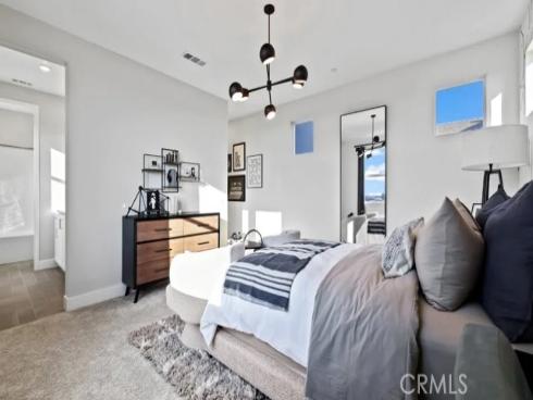 79 Merit , Irvine, CA