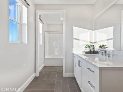 79 Merit , Irvine, CA