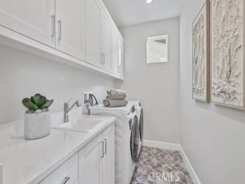 79 Merit , Irvine, CA