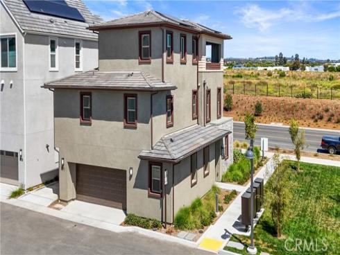 191 Lynx , Irvine, CA