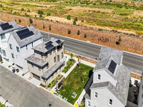 191  Lynx  , Irvine, CA