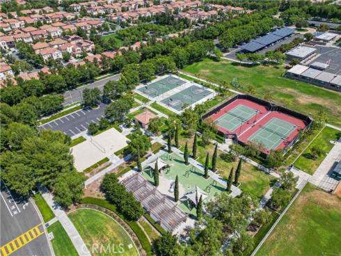 52 Norwich , Irvine, CA