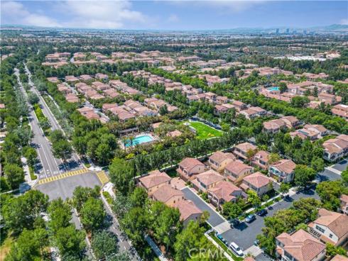 52  Norwich  , Irvine, CA