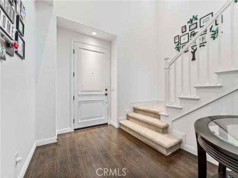 52 Norwich , Irvine, CA