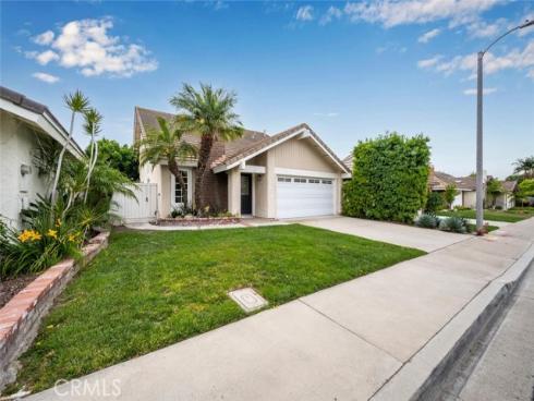 3 Rock Springs , Irvine, CA