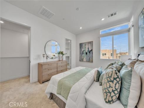 158 Restore , Irvine, CA