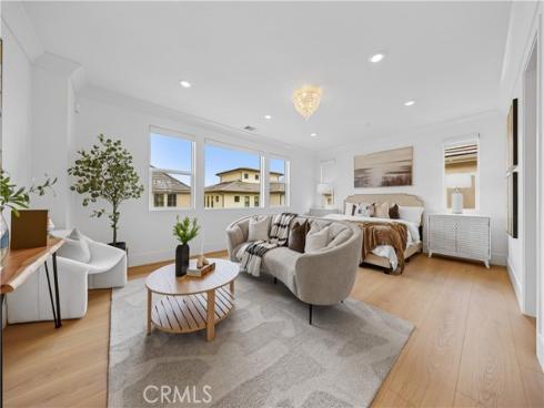 72 Crater , Irvine, CA