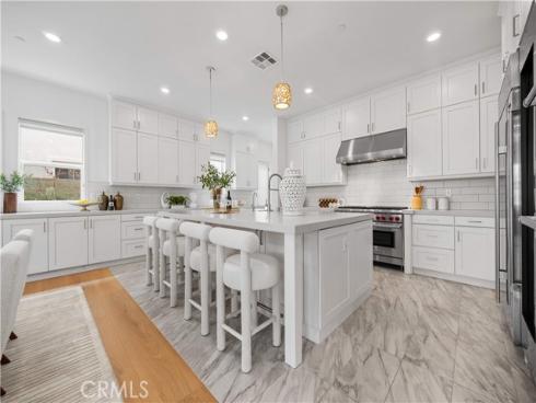 72 Crater , Irvine, CA