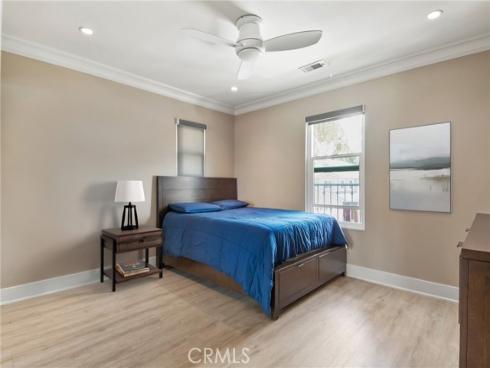 15 Medlar , Irvine, CA