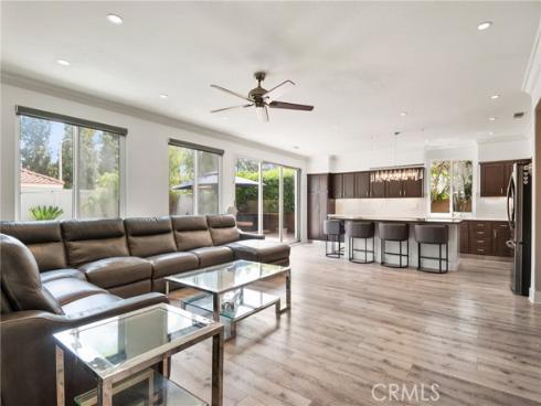 15 Medlar , Irvine, CA