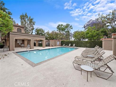 14 Magellan Aisle , Irvine, CA