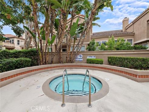 14 Magellan Aisle , Irvine, CA