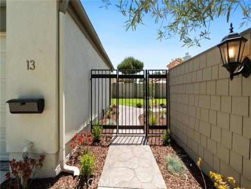 13 Aspen Tree Lane, Irvine, CA