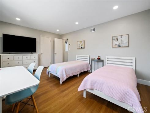 13 Aspen Tree Lane, Irvine, CA