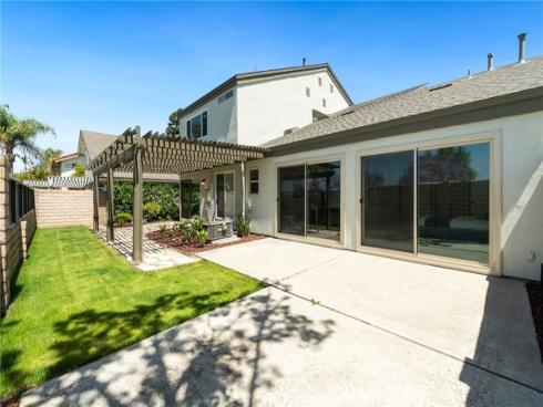 13 Aspen Tree Lane, Irvine, CA