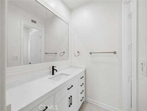 31 Prairie , Irvine, CA