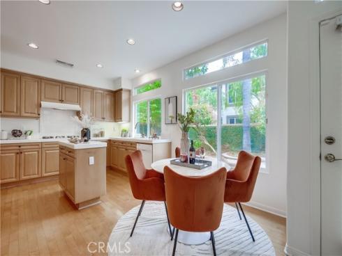 30 Oakhurst Road, Irvine, CA