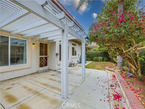 30 Oakhurst Road, Irvine, CA