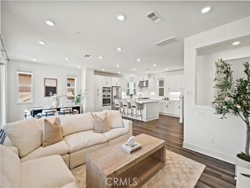 297 Lynx , Irvine, CA