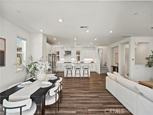 297 Lynx , Irvine, CA