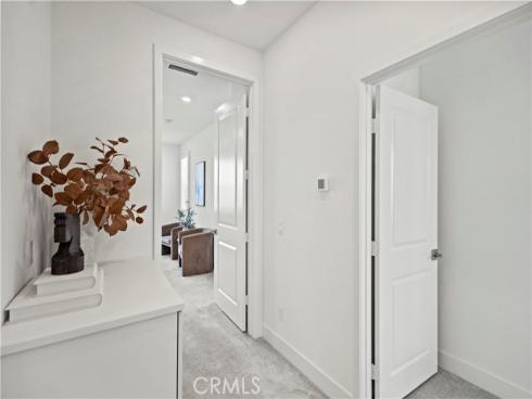 297 Lynx , Irvine, CA