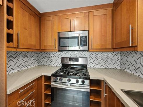 549 Springbrook , Irvine, CA