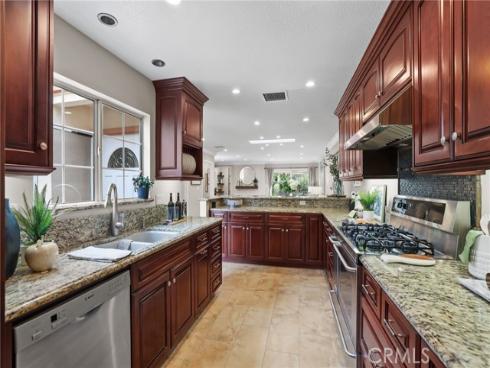 77 Seton Road, Irvine, CA