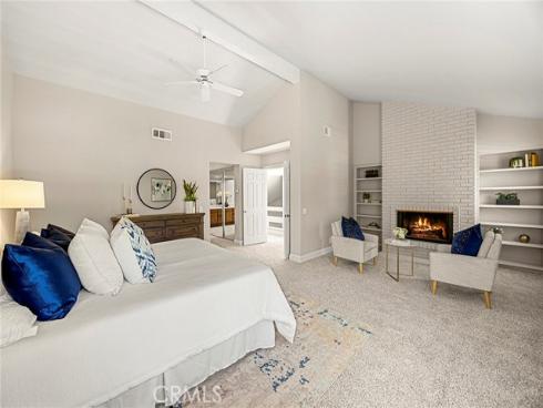 45 Colonial , Irvine, CA