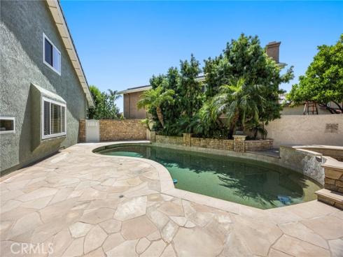 45 Colonial , Irvine, CA