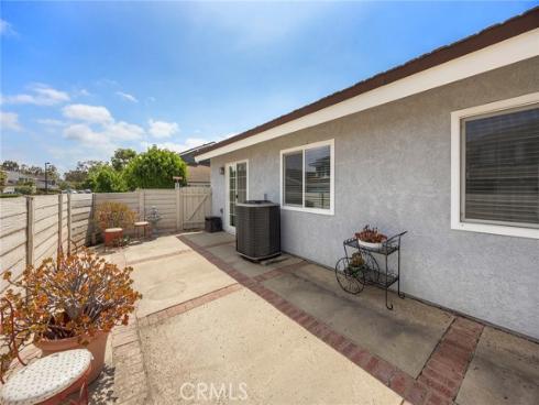 77 S Havenwood 27 , Irvine, CA