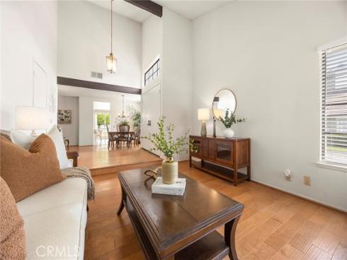 77 S Havenwood 27 , Irvine, CA