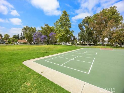 77 S Havenwood 27 , Irvine, CA