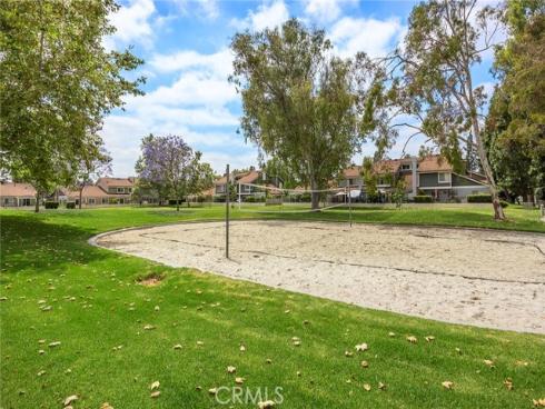 77 S Havenwood 27 , Irvine, CA