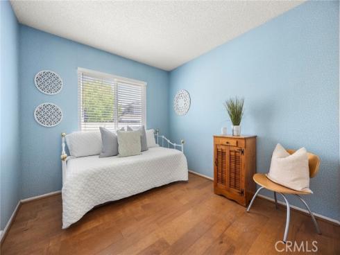 77 S Havenwood 27 , Irvine, CA