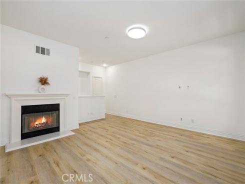 211 Groveland , Irvine, CA