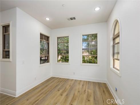 211 Groveland , Irvine, CA