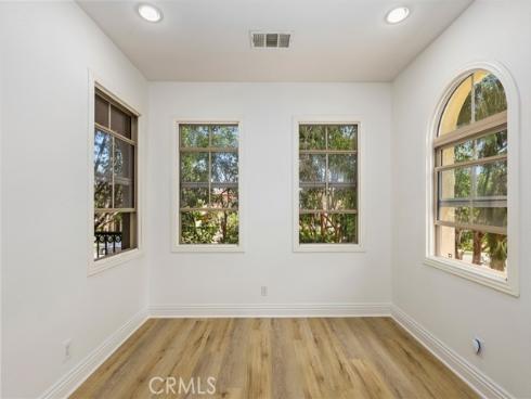 211 Groveland , Irvine, CA