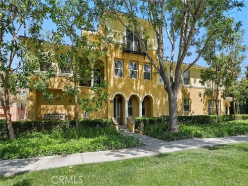 211 Groveland , Irvine, CA