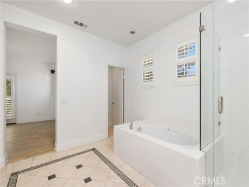 211 Groveland , Irvine, CA