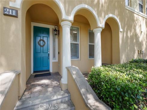 211 Groveland , Irvine, CA
