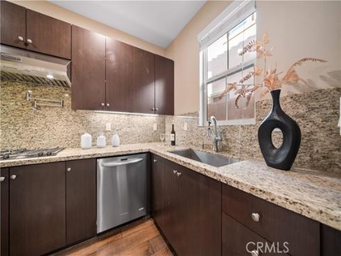 74 Gainsboro , Irvine, CA