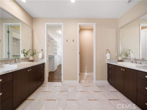 74 Gainsboro , Irvine, CA