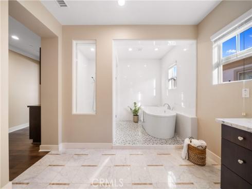 74 Gainsboro , Irvine, CA