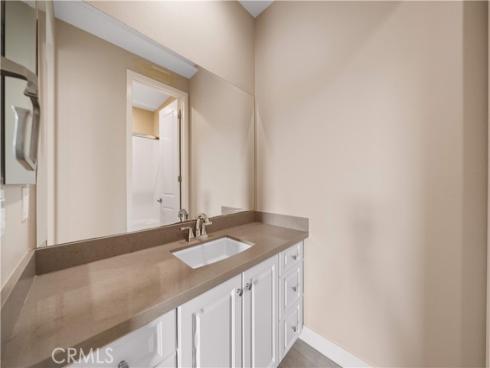 74 Gainsboro , Irvine, CA