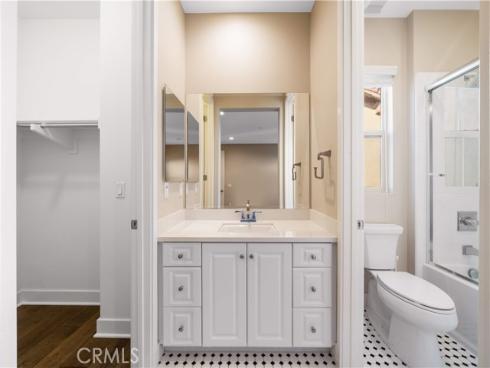 74 Gainsboro , Irvine, CA