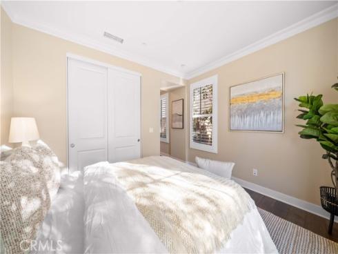 74 Gainsboro , Irvine, CA